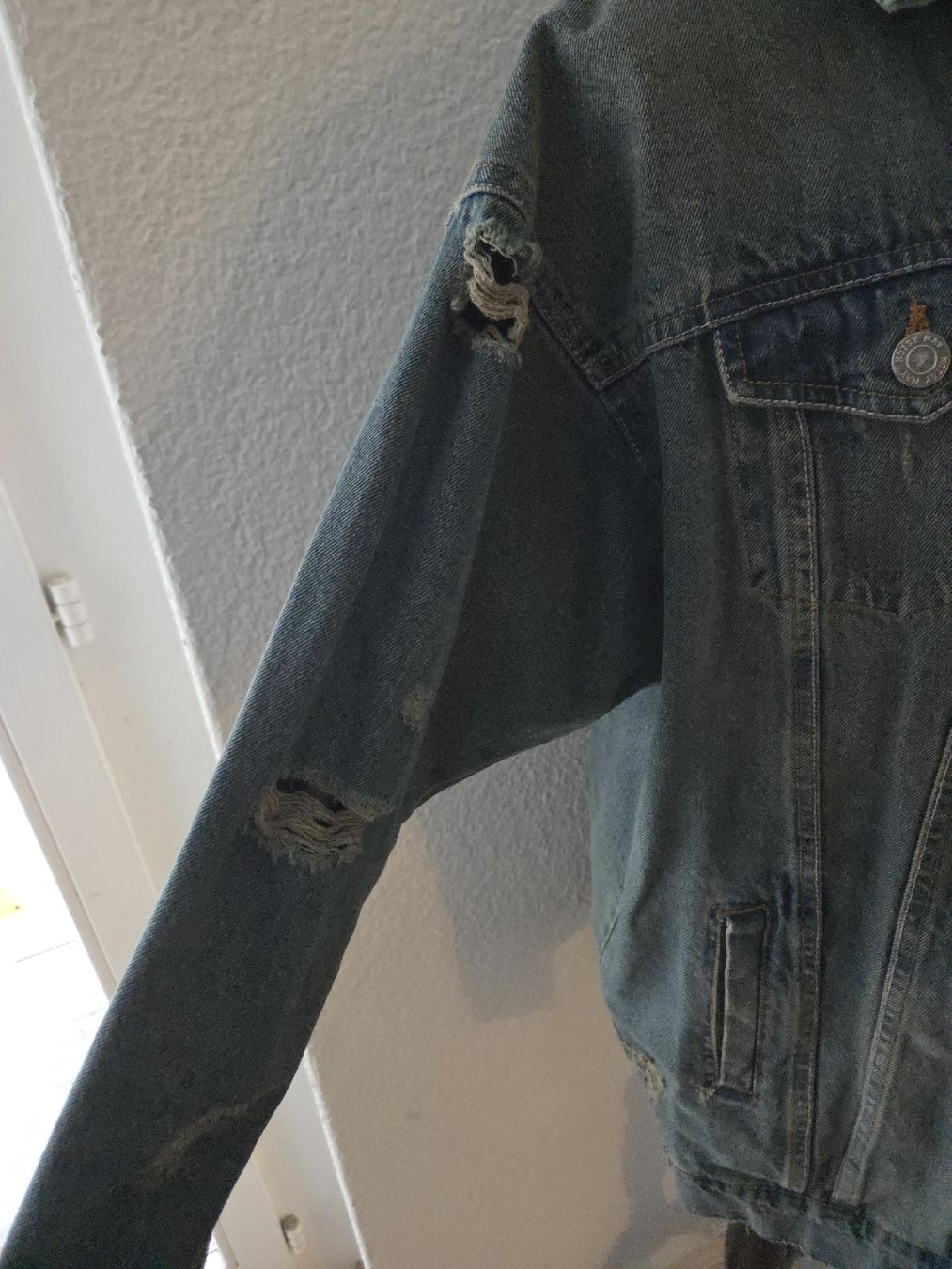 Jacken: oversized Jeansjacke Noisy May Gr. S – Gebraucht aus Näfels von CH.Kchlineknopf 2