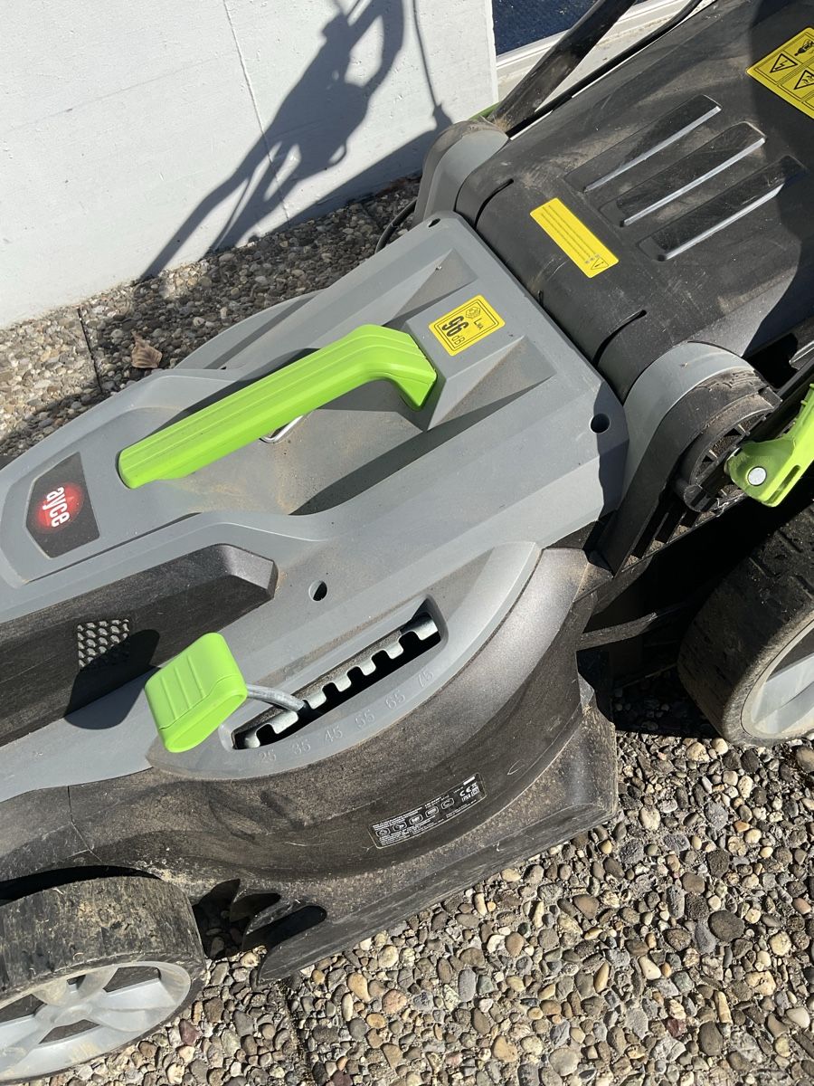 Rasenmäher: Elektrischer Rasenmäher – Gebraucht aus Rombach von roggos 3