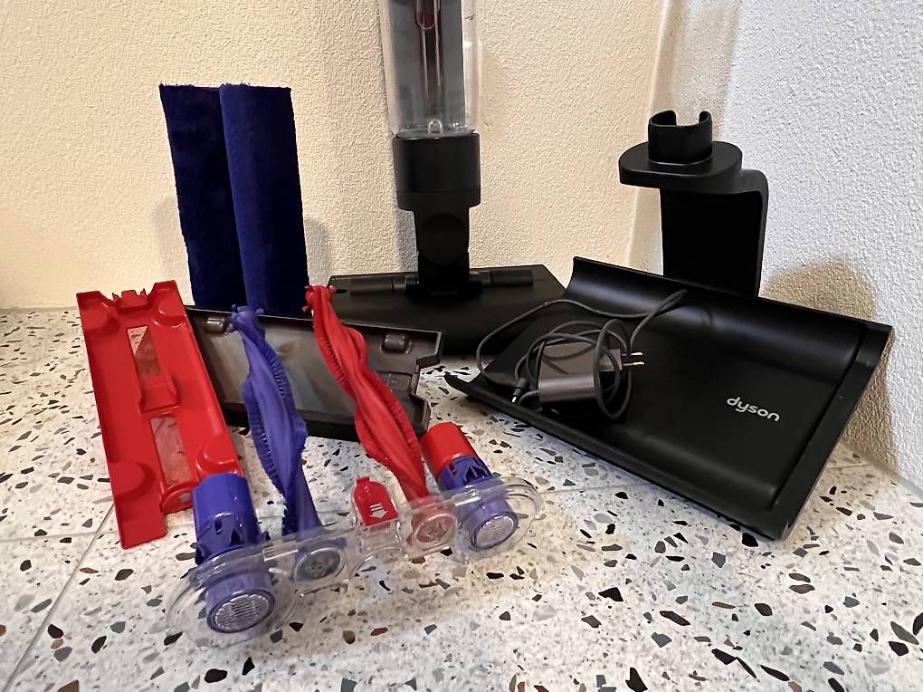 Dyson Aspirapolveri & Accessori: Dyson washG1 - 2026 – Nuovo (secondo la descrizione) da Erlach venduto da sch_w9np 2