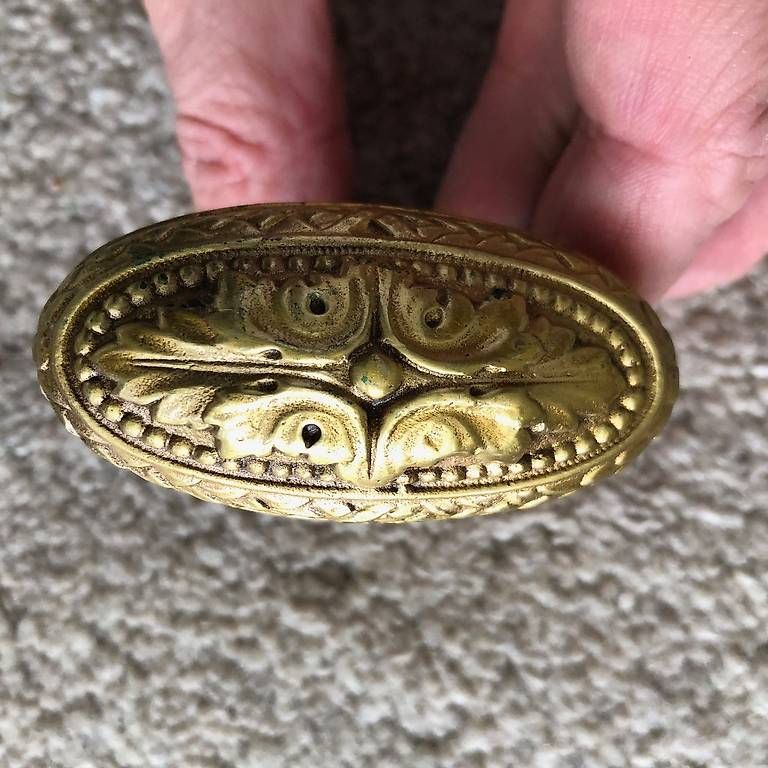 Quincaillerie: Poignée en bronze ou laiton massif – D'occasion à Montreux par Gilles.Charlet 1