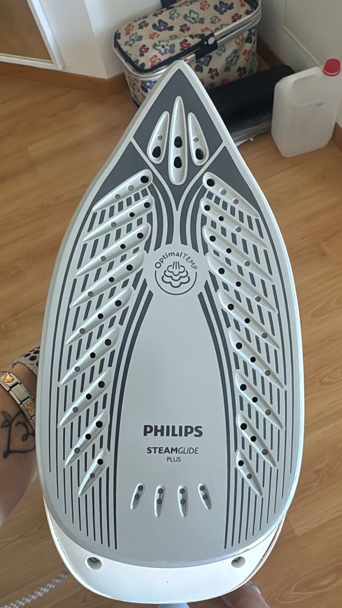 Philips Bügeleisen: Steam iron Philips GC8750  – Gebraucht aus Allenwinden von MalBor86 3