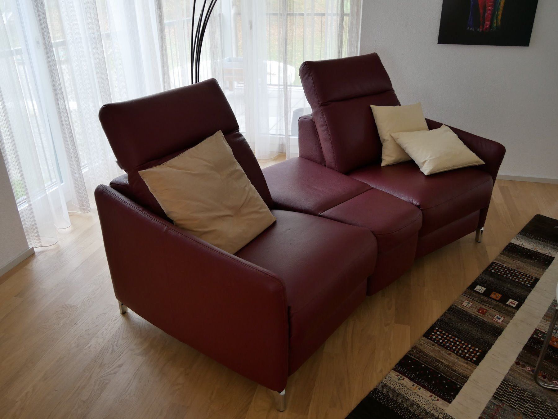 Divani: Ledersofa 2 Plätze - Bordeaux – Usato da Portalban venduto da Afna
