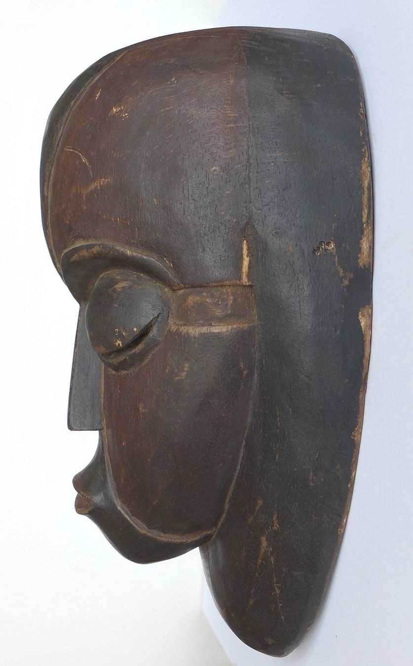 Internationale Kunst: Afrikamaske, 19 cm x 32 cm, Galoa - Tsogo - Gabun – Gebraucht aus Chur von Bombai01 1