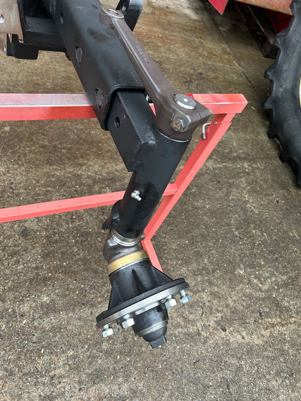 Massey Ferguson Trattori: MF - Vorderachse kompl.  MF 135 - MF 250 – Nuovo e nell'imballaggio originale da Rothenthurm venduto da mf-schuler 3
