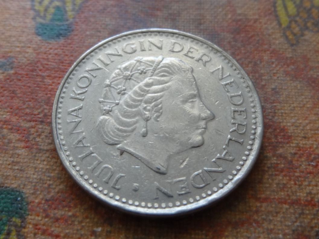 Tutti le monete: PAYS-BAS  Nederland  1  Gulden  1978 – Usato da Romanel-sur-Lausanne venduto da Swift13 1