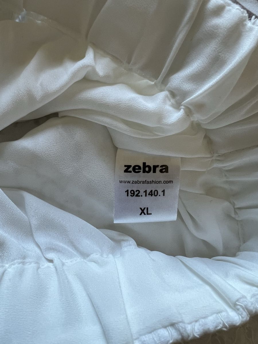 Pantaloni: Weisse Shorts mit Spitze in Gr. XL – Nuovo (secondo la descrizione) da Kallnach venduto da sta_sy57 1