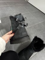 UGG Bailey Bow II Black Winter Boots, Gr. 37