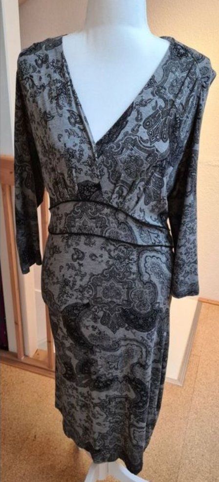Robes: Kleid / Robe M – D'occasion à Adliswil par Boncoinsuisse 1