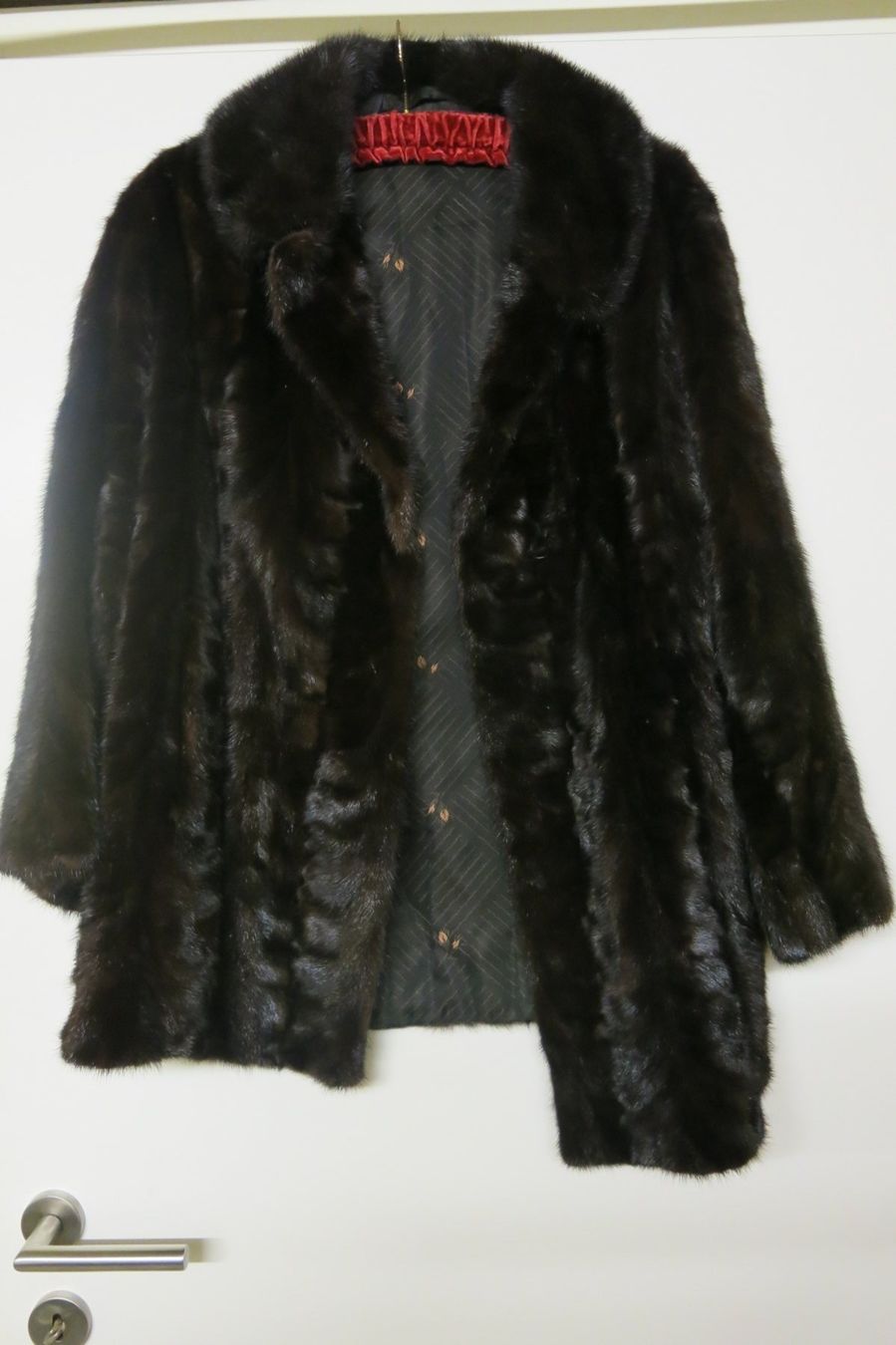 Giacche: Vintage Echtpelz Jacke, Grösse M, ca. 38. – Usato da Birsfelden venduto da myshop
