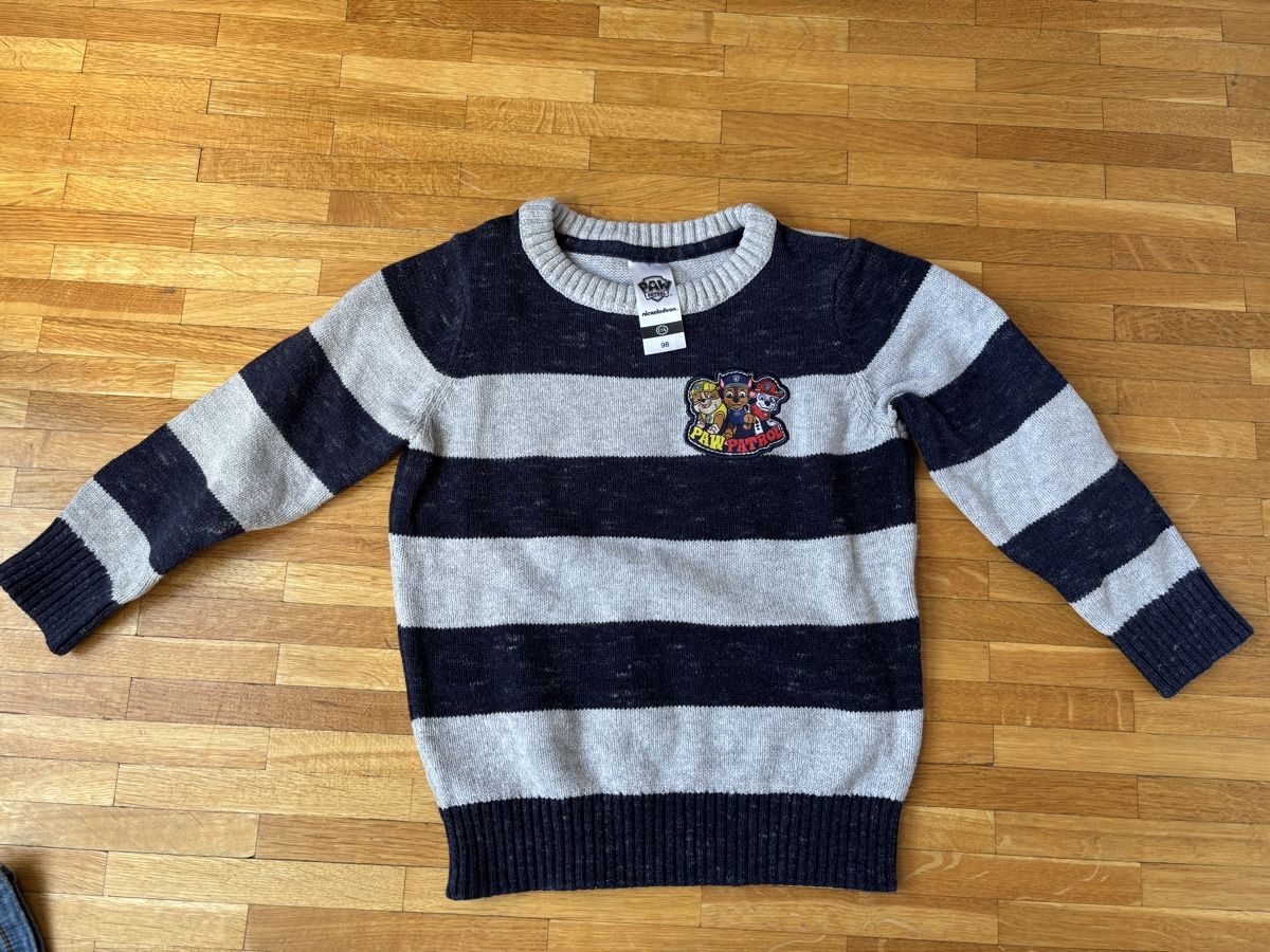 Zara Maglioni & Felpe: Pack 2 Pull over enfant 98 cm (Zara et C&A) – Usato da Chêne-Bougeries venduto da CeliaMate 2
