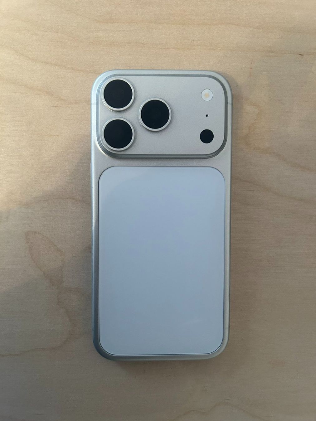 Handys / Smartphones: iphon 17 pro – Gebraucht aus Bern von age_hfq7