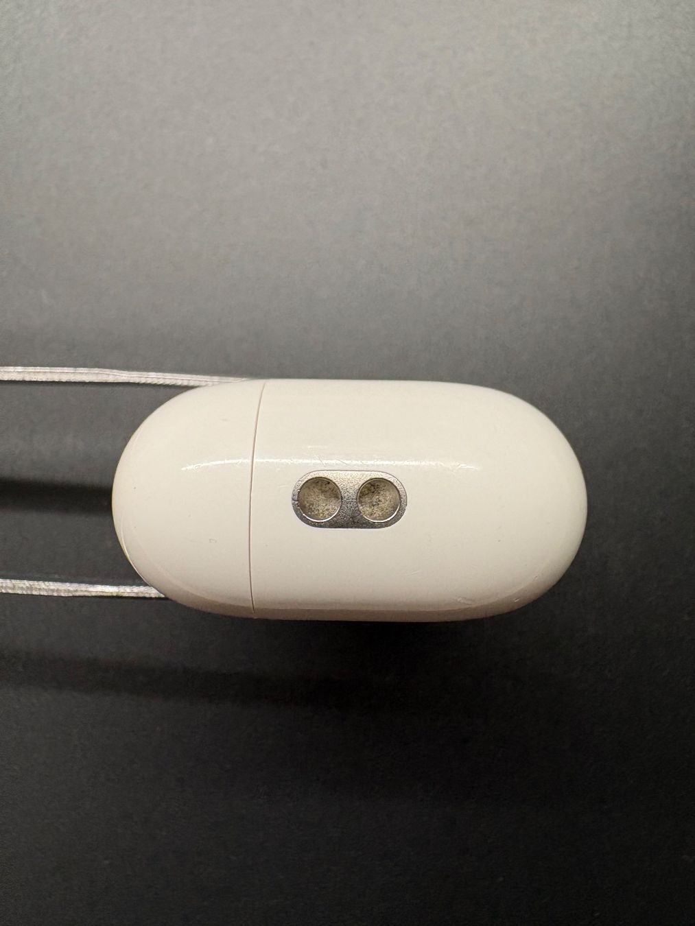 Apple Cuffie: Apple AirPods Pro 2 charging case (A2968). – Usato da Lausanne venduto da Zorrus77 5