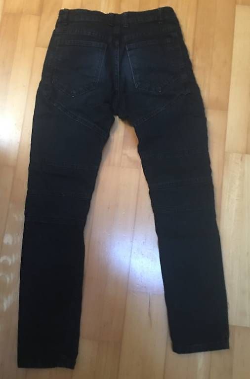 Jeans: schwarz Jeanshose Size: 30 – D'occasion à Muri AG par bobmol 1