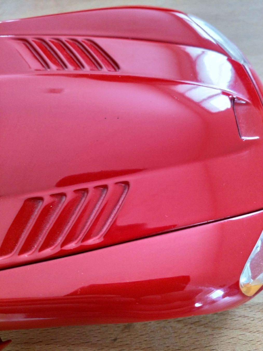 Dodge Modellini d'auto: Dodge Viper SRT10 – Usato da Yverdon-les-Bains venduto da pri_x6j6 7