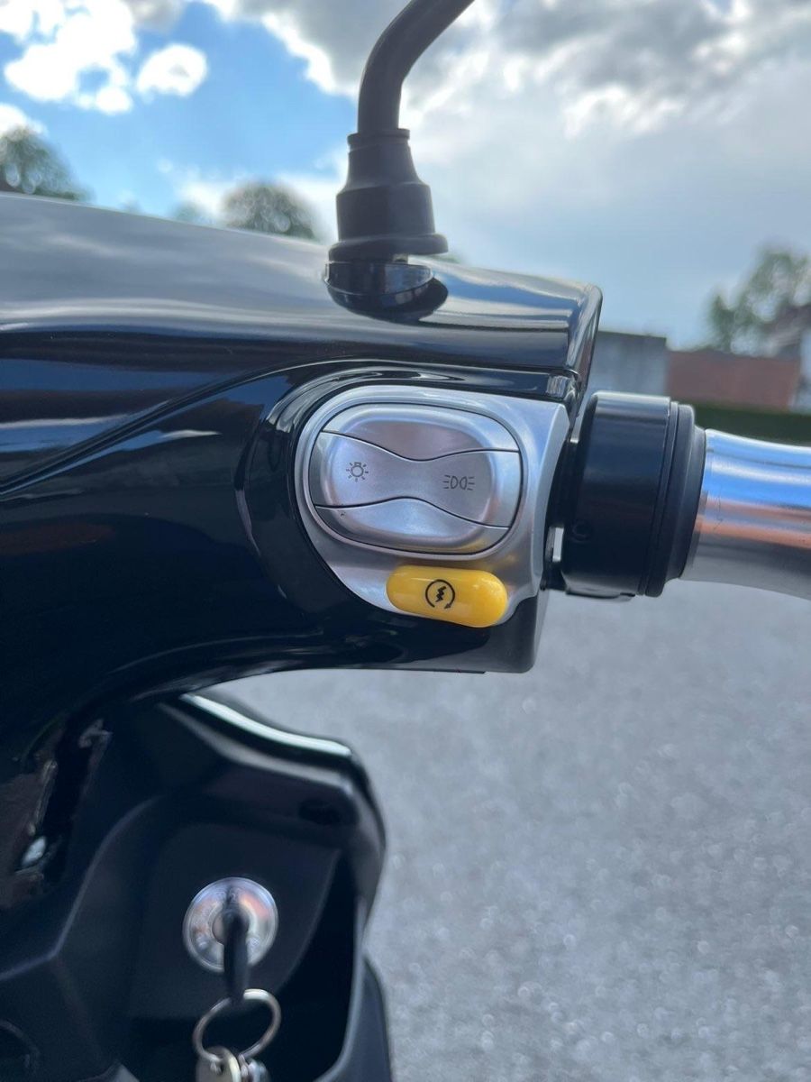 Scooters: E Roller – D'occasion à St.gallen par nur_9rj9 2