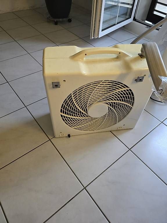 Climatiseurs:  Klimaanlage transportabel  Novomatic 990 split  – D'occasion à Niederglatt ZH par smaihold 5