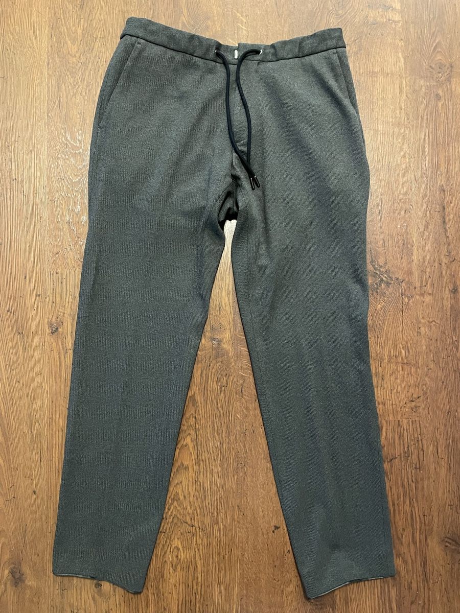 Hugo Boss Pantaloni: Hugo Boss Hose Size 46 – Usato da Uznach venduto da Player6