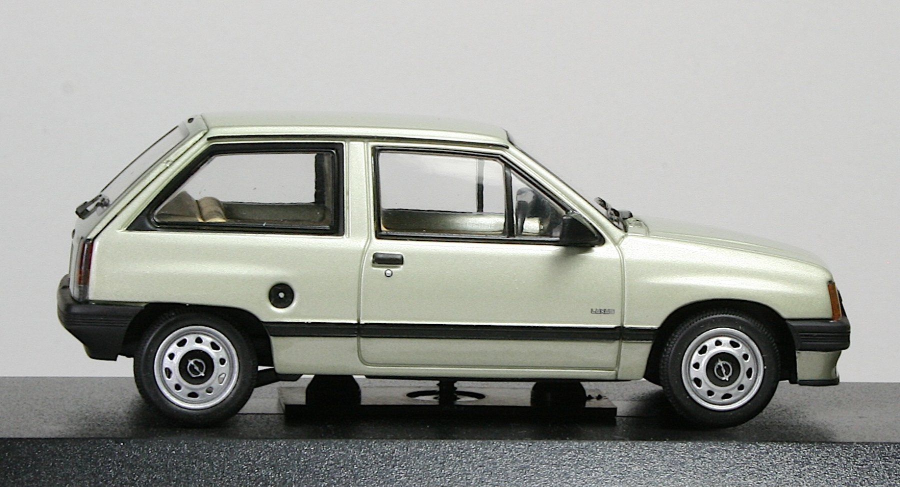 Minichamps Voitures modèles: Opel Corsa A – Neuf avec emballage d'origine à Elsau par Peekay8 8