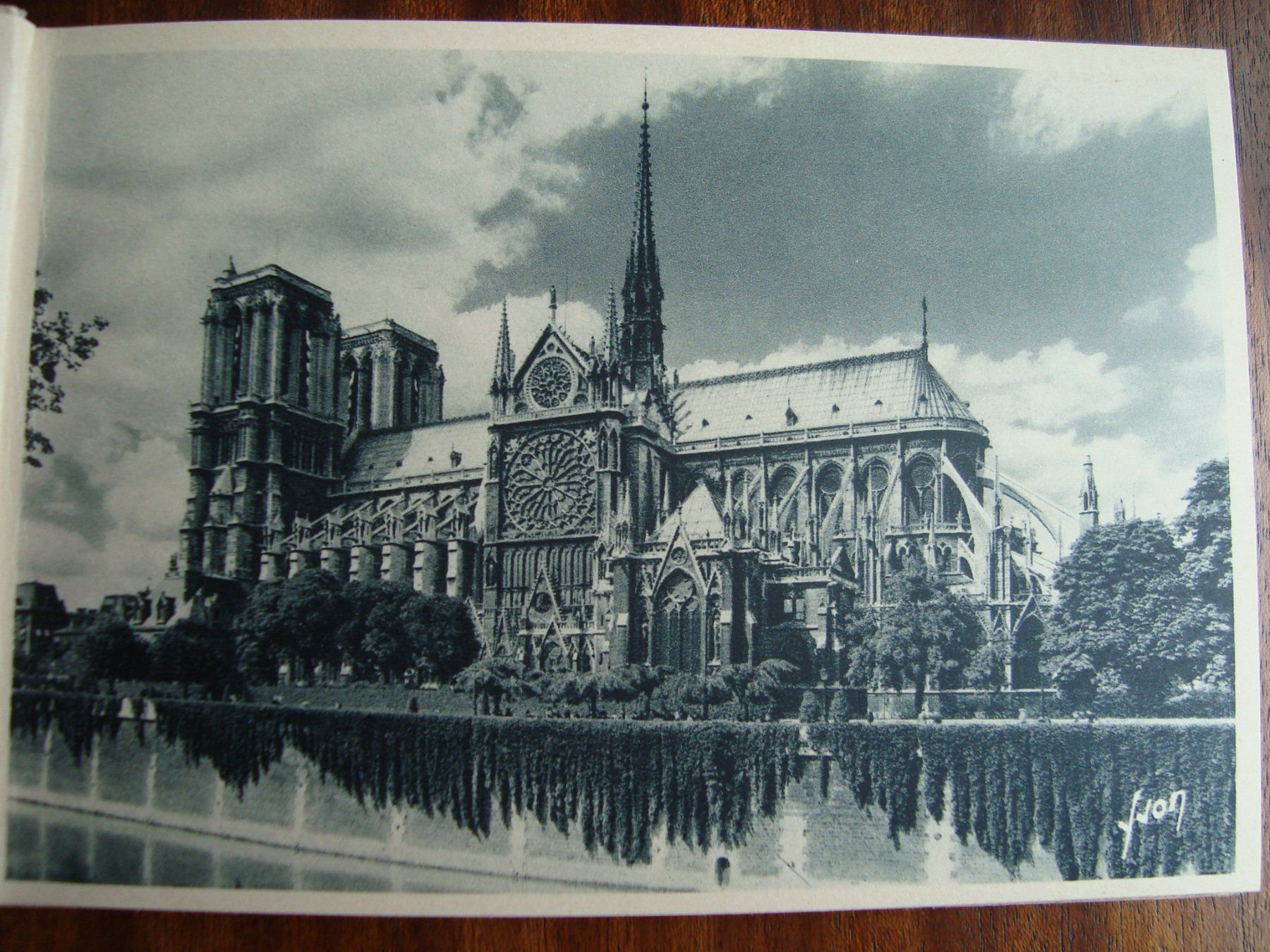 Ansichtskarten: Paris... en flânant – Gebraucht aus Fribourg von ruswil007 1