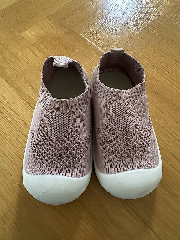 Schuhe für Mädchen: Badeschuhe - Grösse 22 (16.5 cm) – Gebraucht aus Zürich von JumaRiku