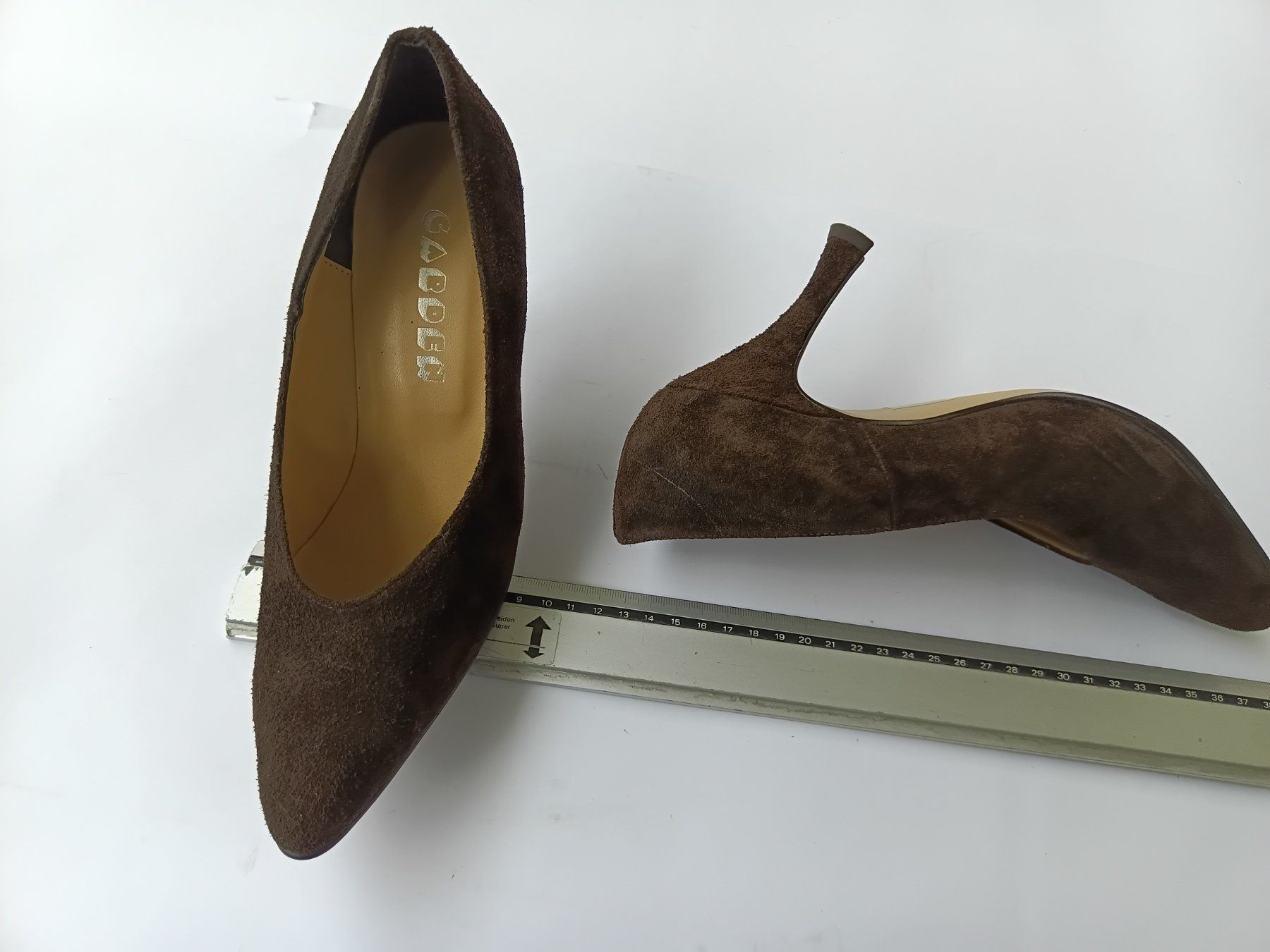 Damenschuhe: brauner Pumps – Neu (gemäss Beschreibung) aus Wängi von Ladys_First 1