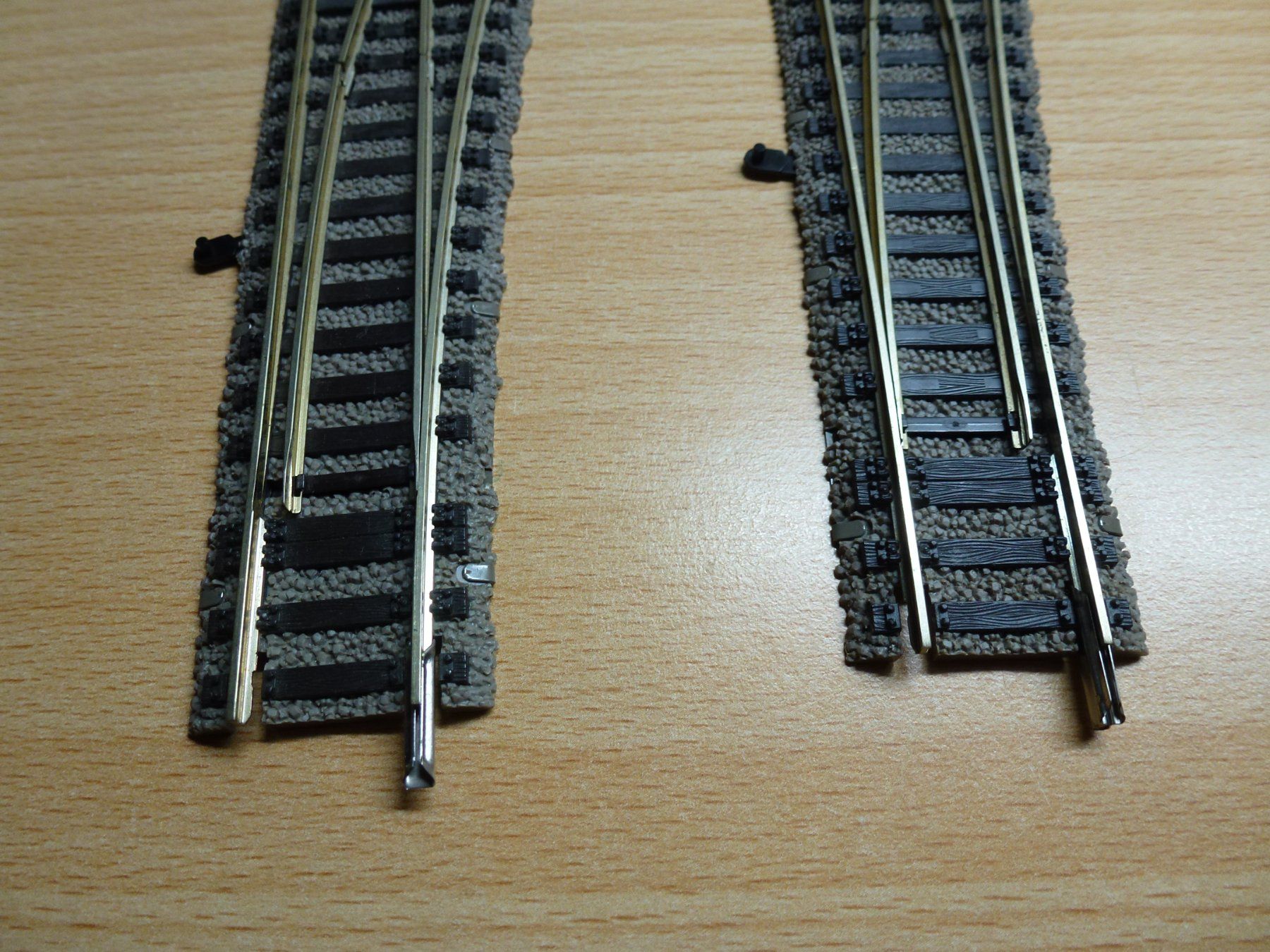 Fleischmann Modelleisenbahnen: Fleischmann H0 Profigleis 2xWeiche rechts 6140 – Gebraucht aus Hombrechtikon von Se9 2