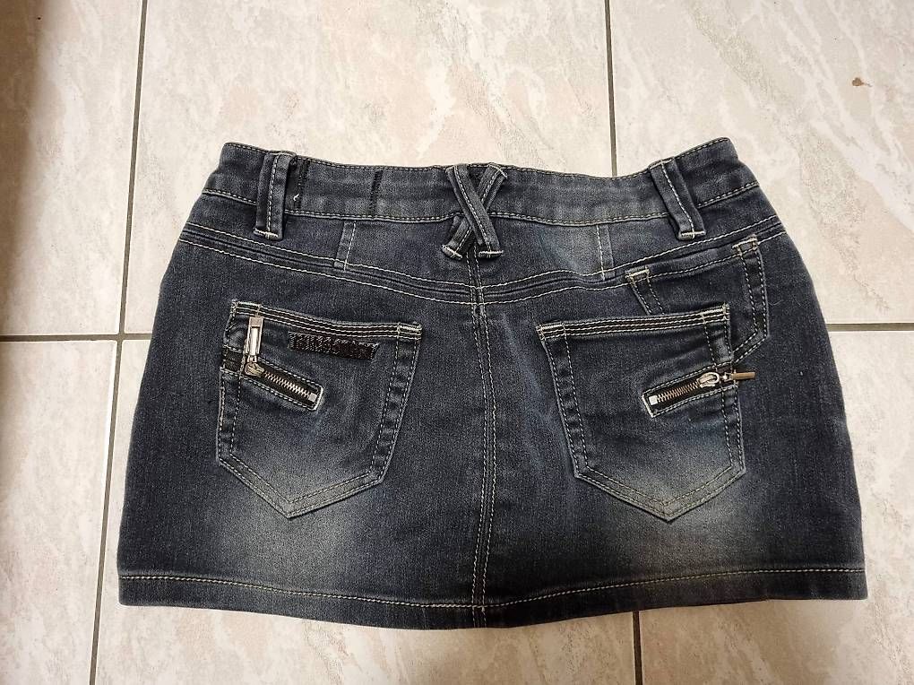 Gonne: jupe jeans – Usato da La Chaux-de-Fonds venduto da zaza.zaza 1