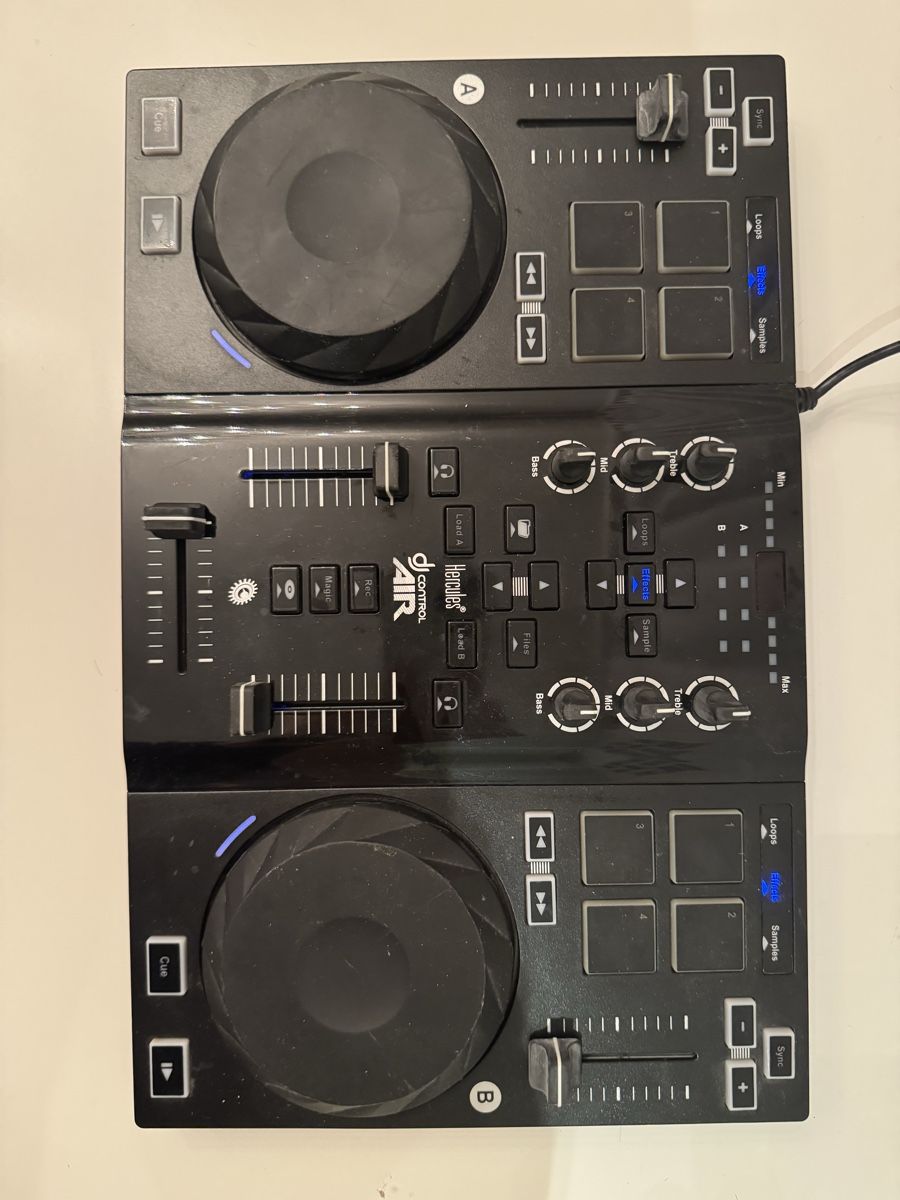 Hercules Platines de mixage: DJ Controller Hercules DJControl AIR – D'occasion à Bülach par VM8392X 4