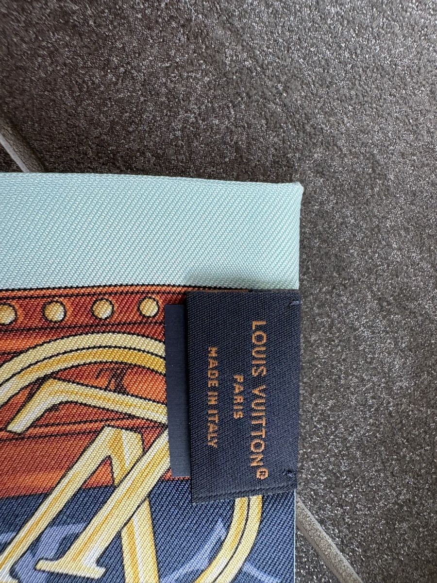 Louis Vuitton Foulard & Sciarpe: Louis Vuitton Badeau neu Full Set – Nuovo e nell'imballaggio originale da Fehren venduto da Frischki 3