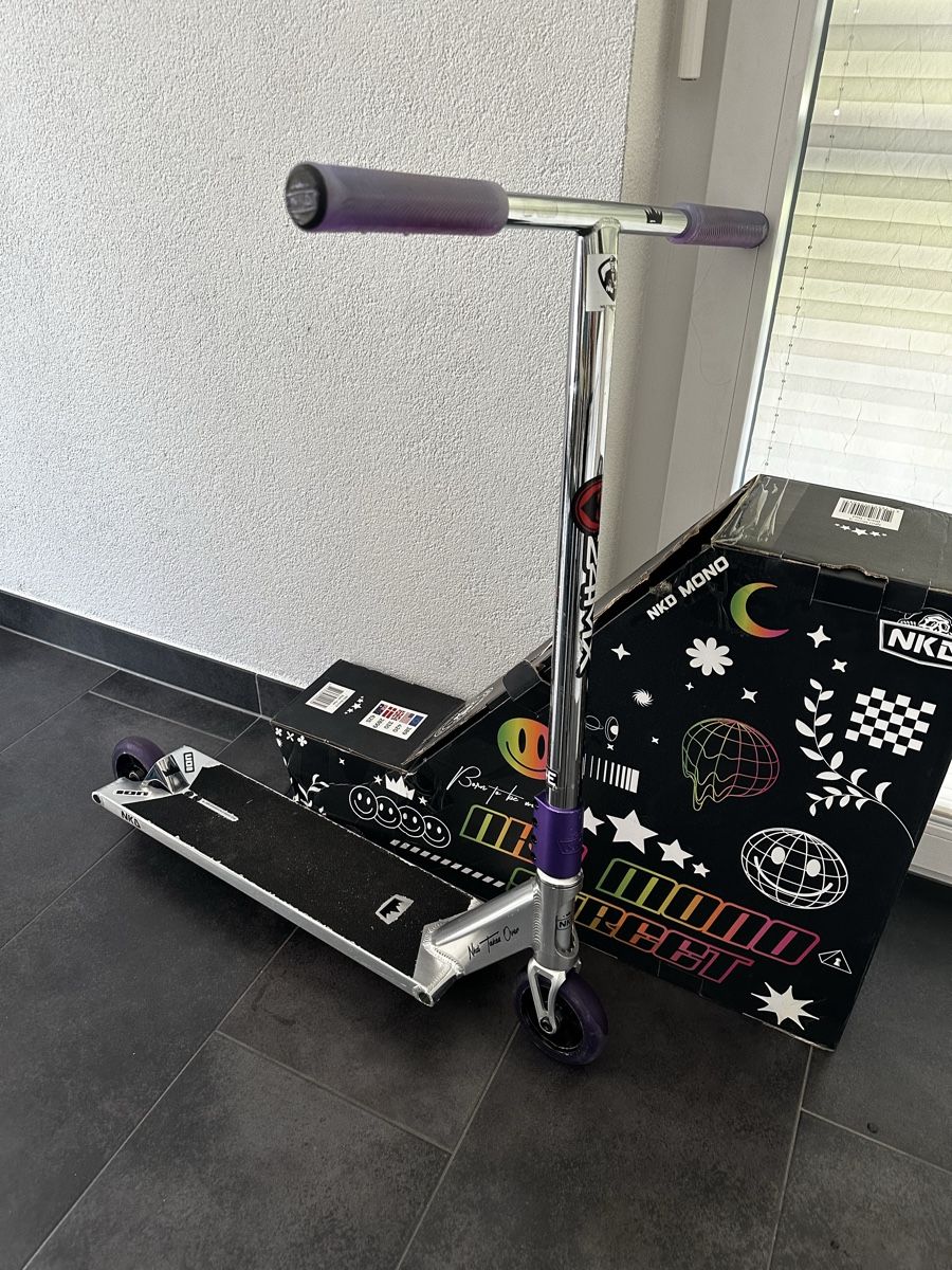 Kickboard: Trottinette NKD Mono Stunt 83cm violet/argent – Usato da Sion venduto da Alfi74 1