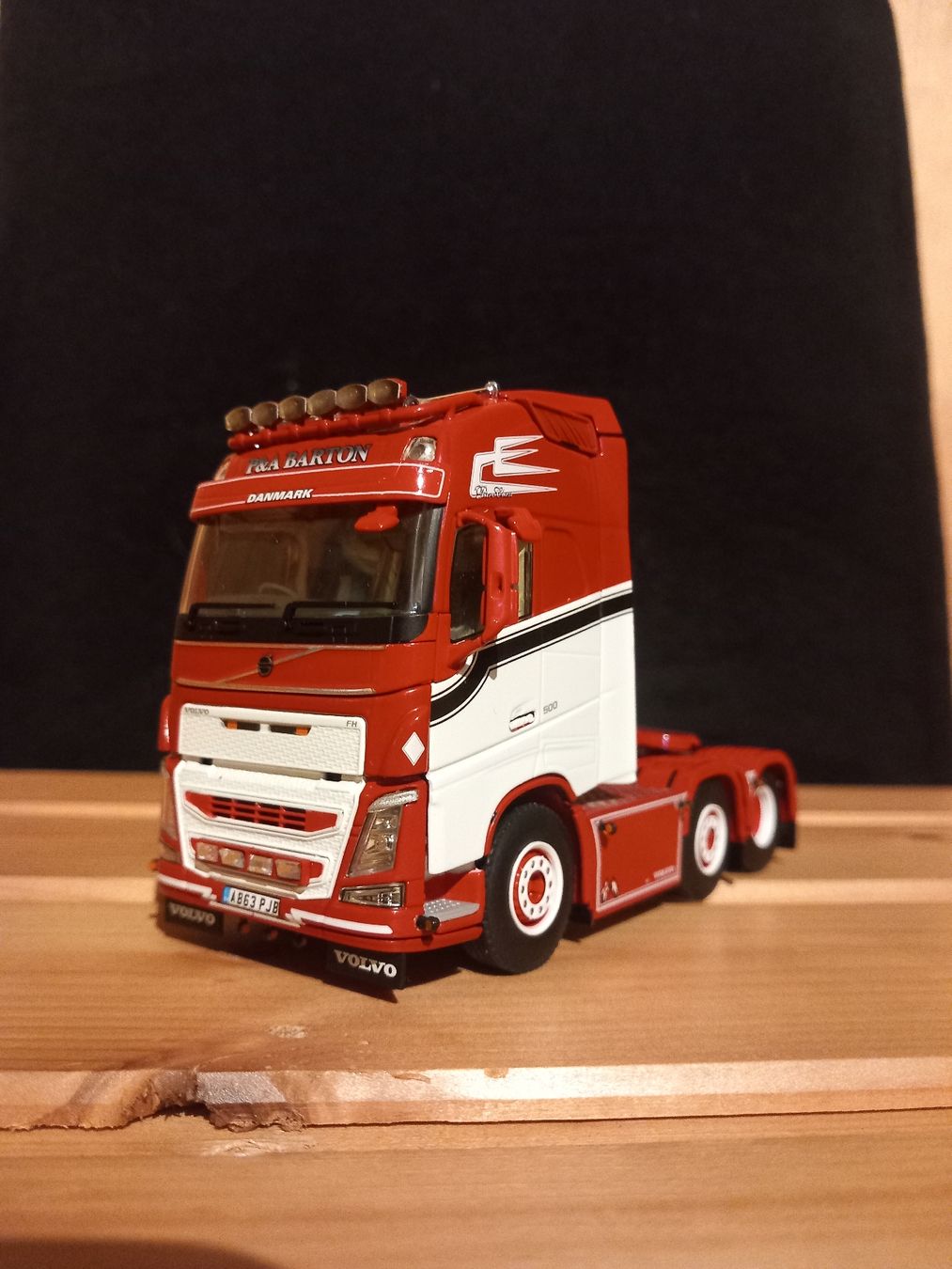 Volvo Modellini d'auto: 1/50 Volvo Limited Edition – Nuovo (secondo la descrizione) da Strengelbach venduto da Imprezaboy1 1