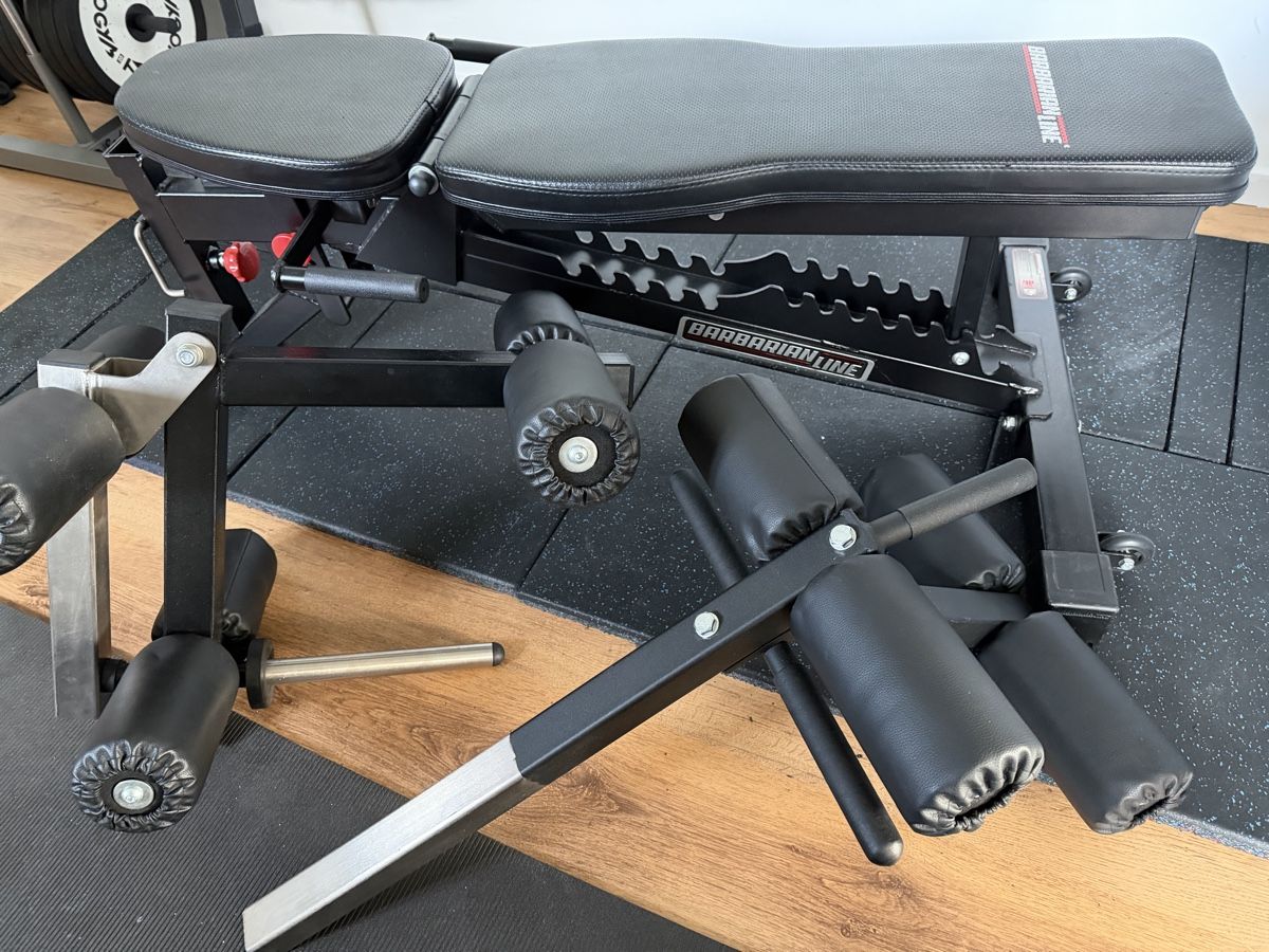 ATX Hometrainer: ATX Barbarian Line Bench mit 3 Attachments – Usato da Weesen venduto da AmdenLodgeOliEschler
