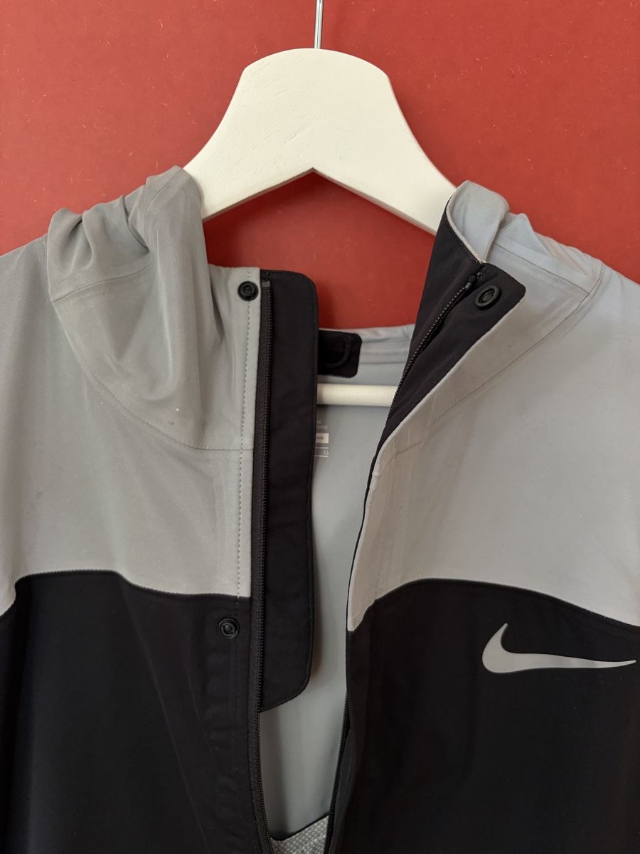 Nike Giacche: Nike Training Jacket – Usato da Zürich venduto da valentin.abend 5