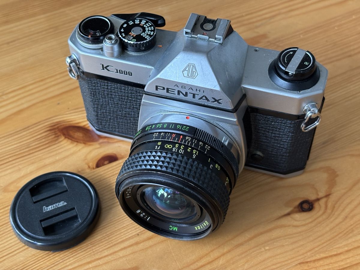 Pentax Kamera: Pentax K1000 Japan – Gebraucht aus Igis von sze_c5px 1