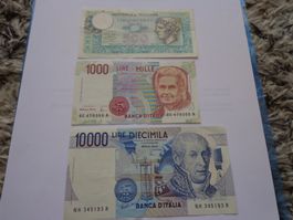 Italie : 3 billets 500 + 1000 + 10'000 Lire / 1974-1990-1984