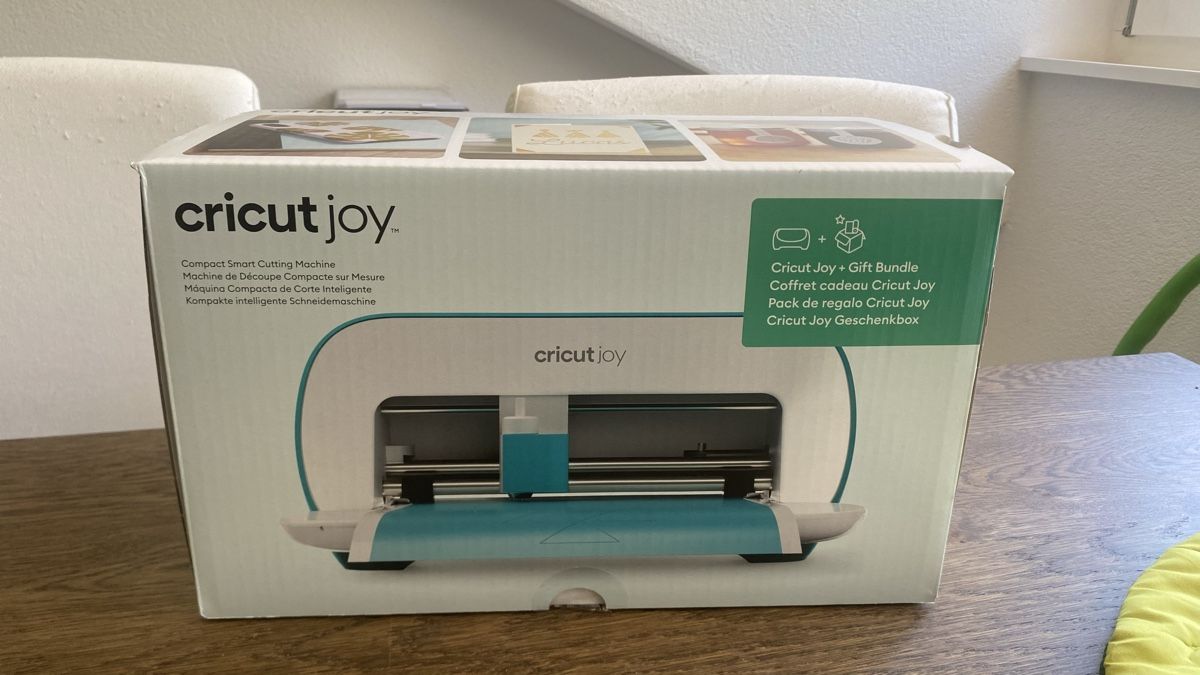 Cricut Kit bricolage: Cricut Joy Schneideplotter - Komplett mit Zubehör! Gift – Nuovo (secondo la descrizione) da Hochwald venduto da _biene_