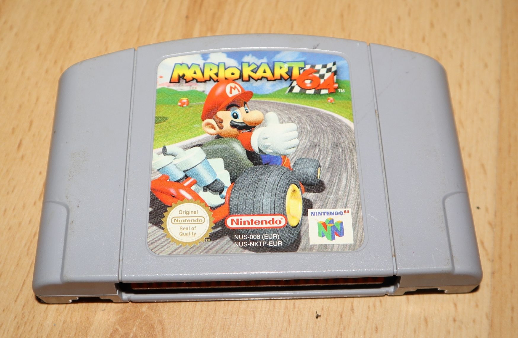 Nintendo Console: 2x Controller + Mario Kart 64 --- Top Zustand! – Usato da Ochlenberg venduto da on3x 2