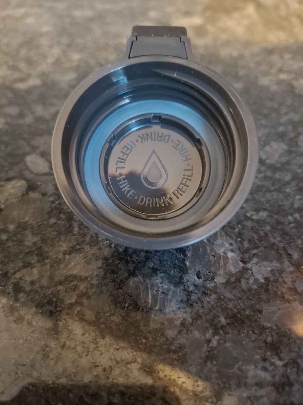 Borracce & Thermos: Bouteille isotherme Decathlon 1l – Nuovo (secondo la descrizione) da Neuchâtel venduto da FloKo88 5