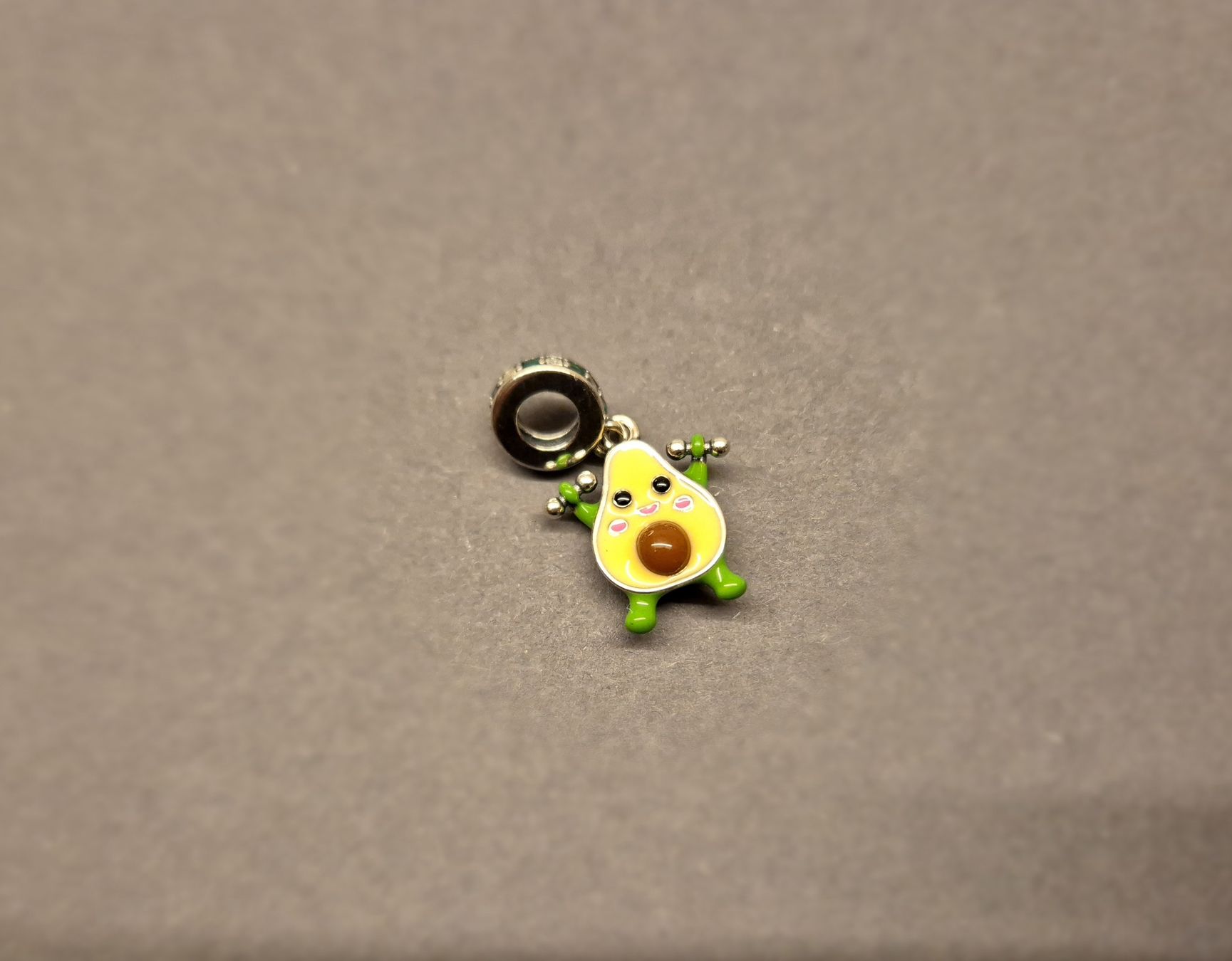Anhänger: Silber Charm Avocado mkt Hanteln +Garantie – Neu (gemäss Beschreibung) aus Rotkreuz von Carbone_Bijou-Shop