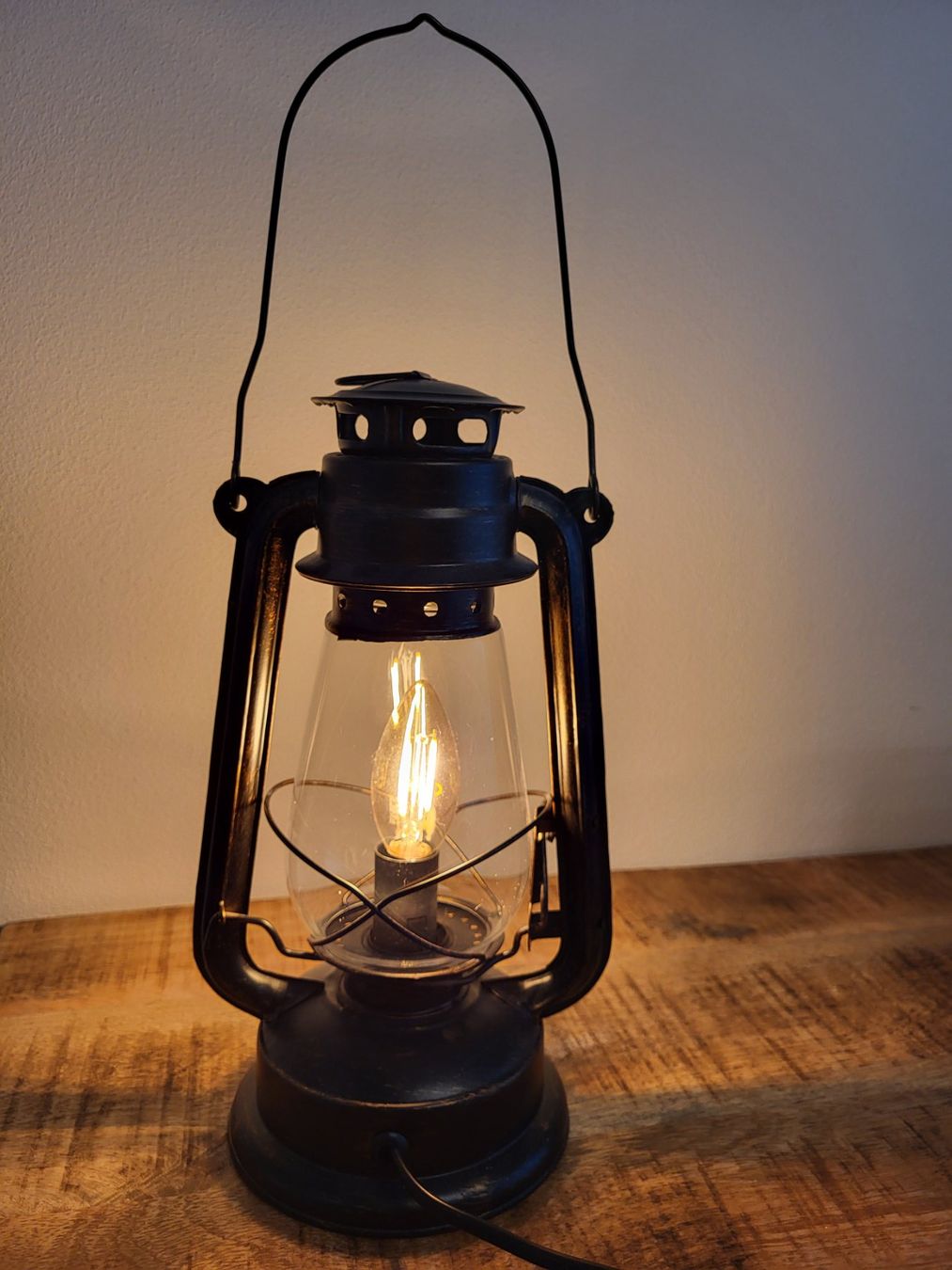 Lampade: Tischleuchte/Laterne von Lindby – Usato da Arbon venduto da MyFilArt 1