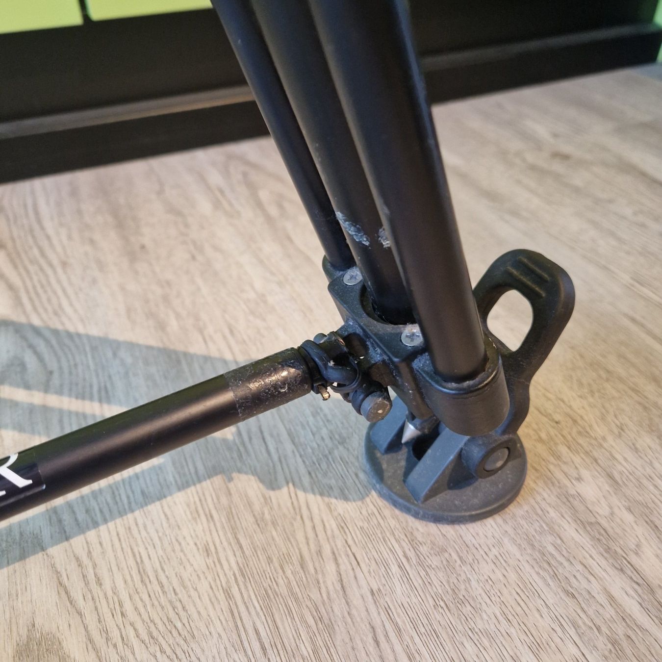 Treppiedi & Teste: Miller DS-10 Digital Support Tripod - #828 – Usato da Martigny venduto da VisualPixel 9
