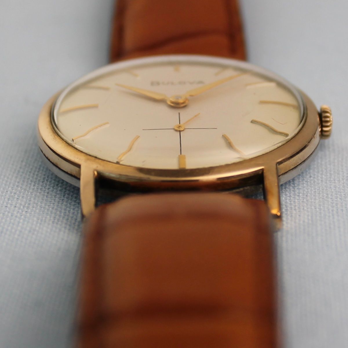 Bulova Uhren: BULOVA 10K GOLD R.P.G. BEZEL 32MM – Gebraucht aus Zürich von tobleratelier 3
