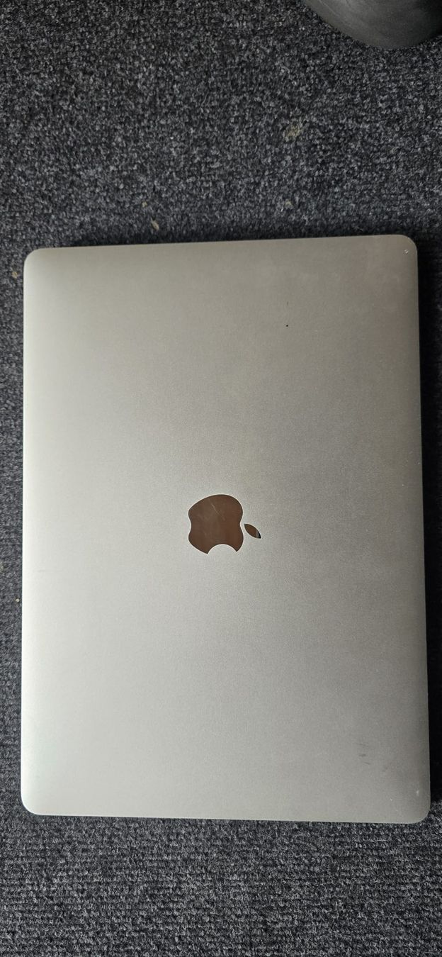 Apple Portables: Apple MacBook Pro Defekt  – Défectueux à Mägenwil par Sleidina 3