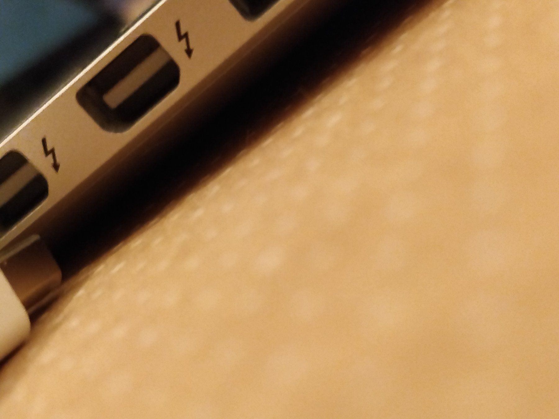 Apple Unità & Adattatore: Apple A1433 EMC2590 Thunderbolt Ethernet Adapter – Usato da Flawil venduto da rcnkr 4