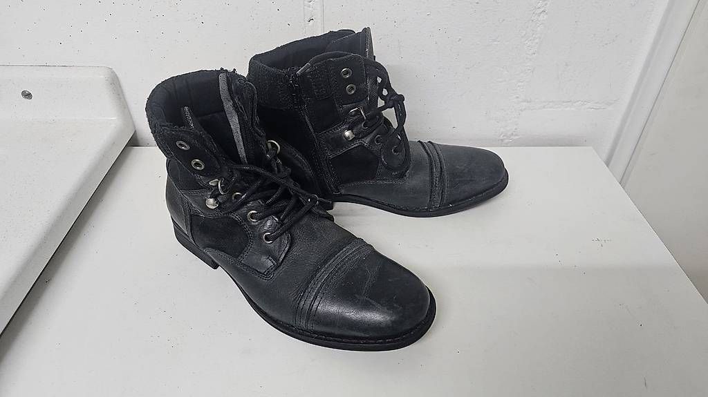 Scarpe da uomo: Stiefeletten Grösse 41 – Usato da Basel venduto da zukk_