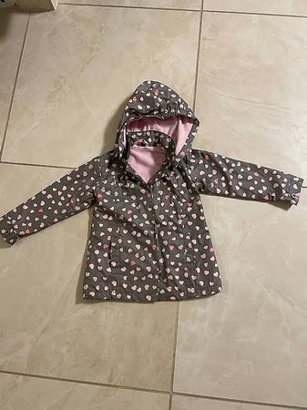 Regenjacke gefüttert Gr. 98 selten getragen! 
