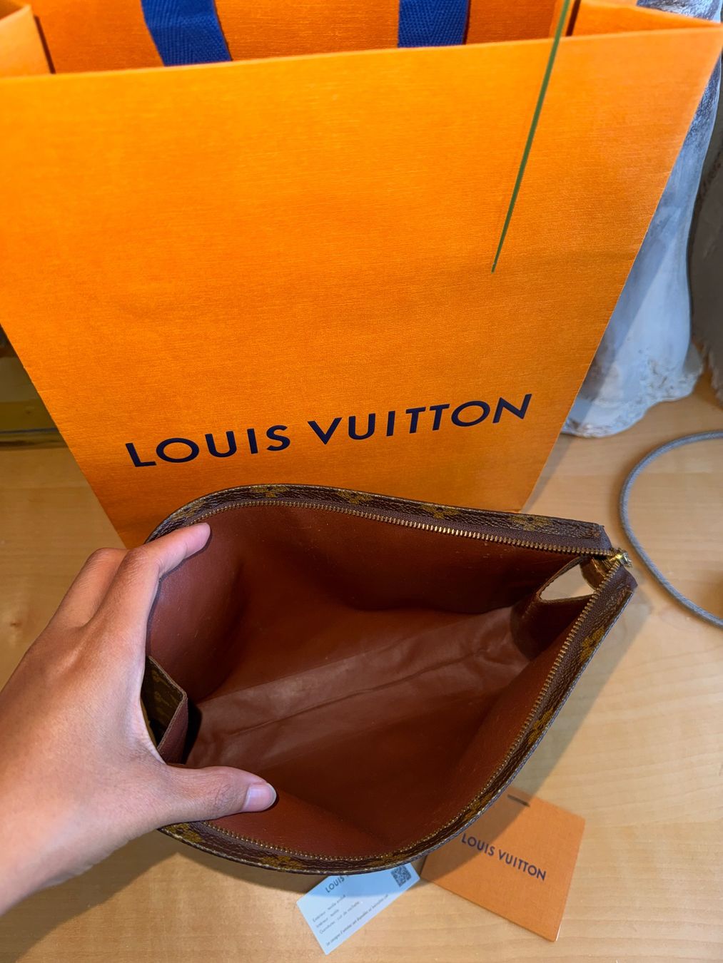 Louis Vuitton Sacs: Louis Vuitton Toiletry Pouch – D'occasion à Buch am Irchel par Pukpan_99 6
