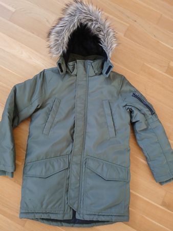Warmer Parka / Winterjacke Grösse 140