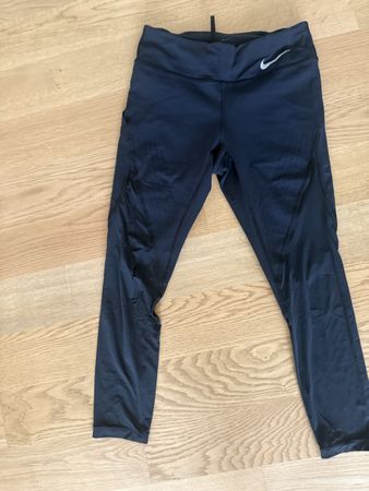  Nike Dri-Fit Sporthose Grösse XS guter Zustand
