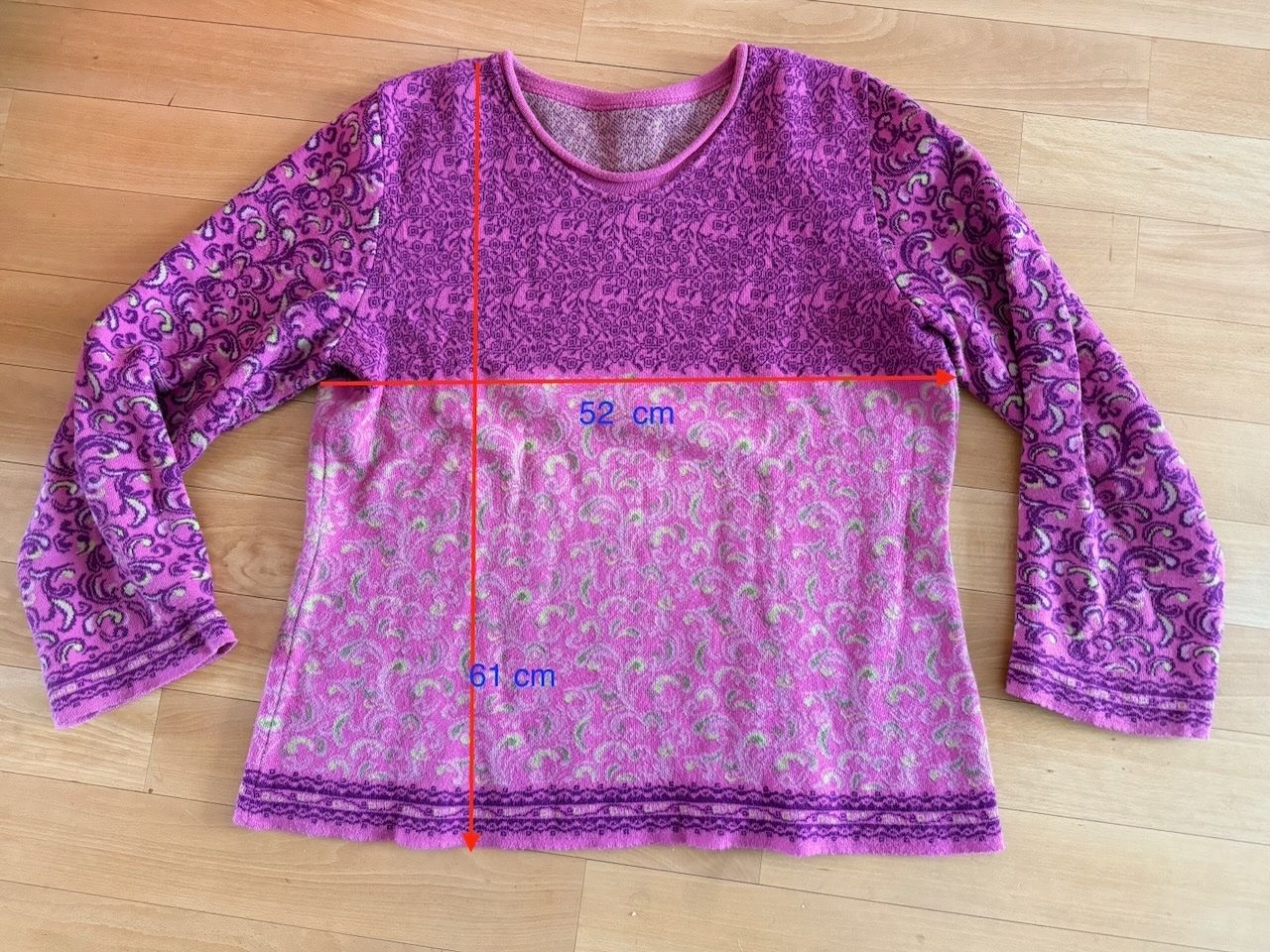 Maglioni & Felpe: Baumwollpullover mit schönem  Muster, Gr. M – Usato da Winterthur venduto da 1956ingi 6
